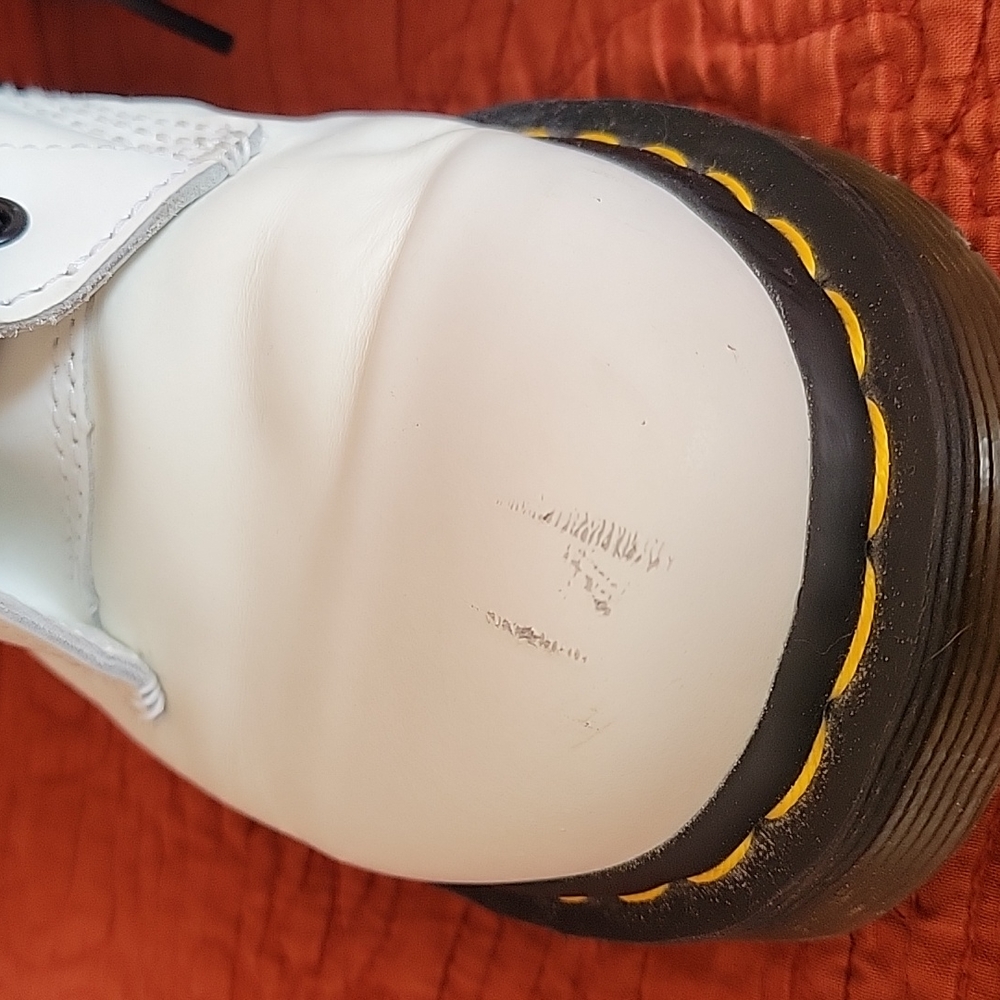 Shoes - Picture 2 of 2